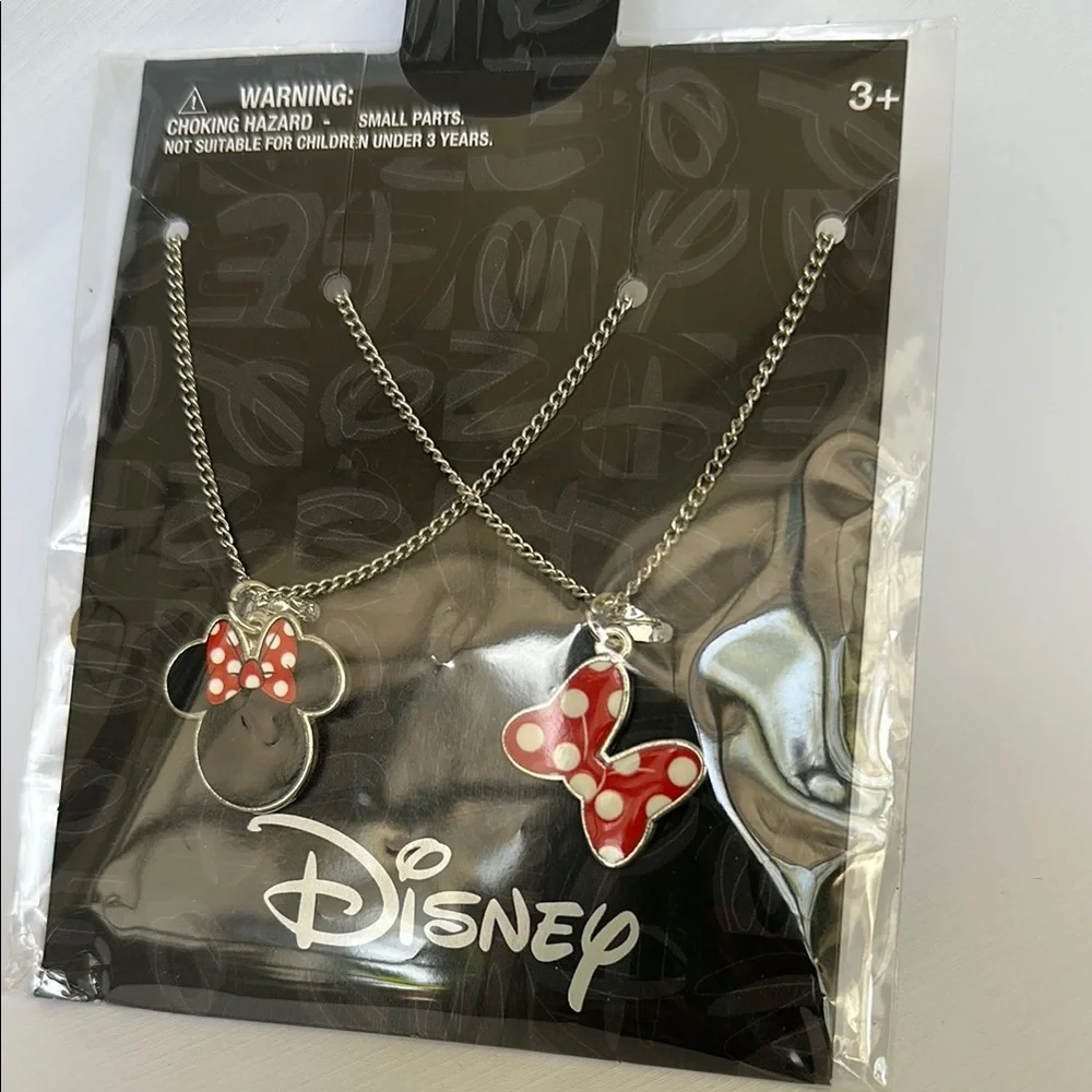 Disney Minnie Mouse Necklace Set